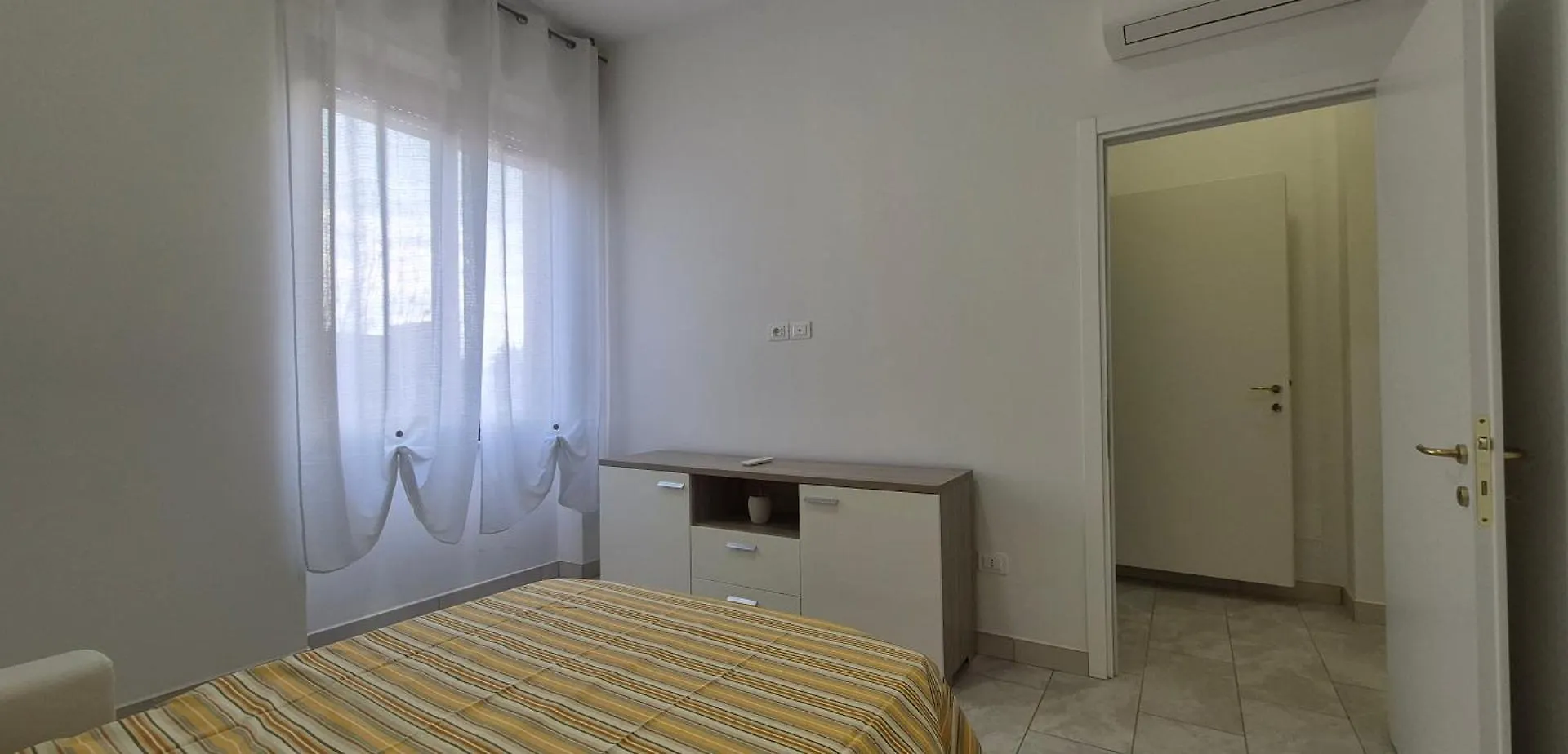 Eremare Casa Vacanza Marina di Massa 0*,